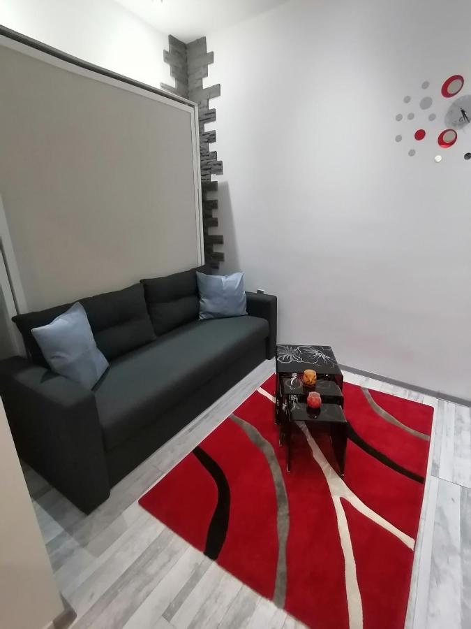 Data Central Studio Újvidék Kültér fotó